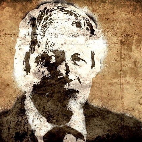 “Hamas” vs Churchill: History and the clique