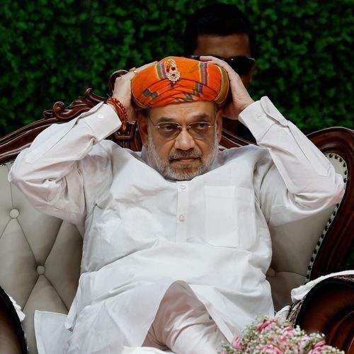 Amit Shah meets security personnel injured in anti-Naxal operation