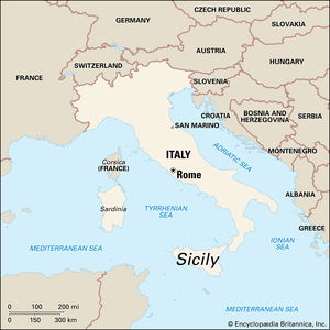 Experts start complex recovery of a superyacht that sank off Sicily, killing 7