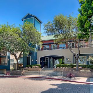 Robert & Michelle King's 'Cupertino' Moves Forward At CBS With Writers Room & Order For 12 Scripts